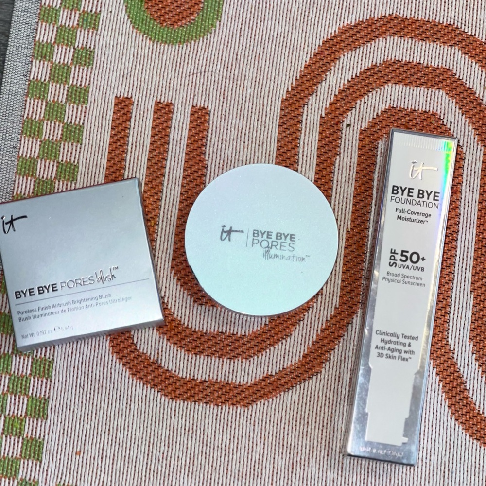 iT Cosmetics - Bye Bye Bundle